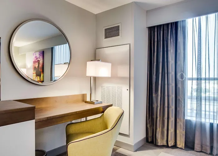 Hotel Hampton & Worth Downtown